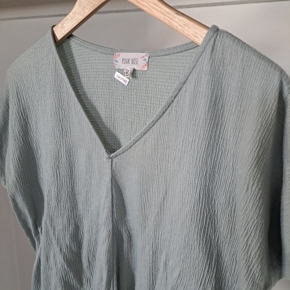 Pink Rose | Mint green womans t shirt with key hoke tie up - Picture 5 of 12